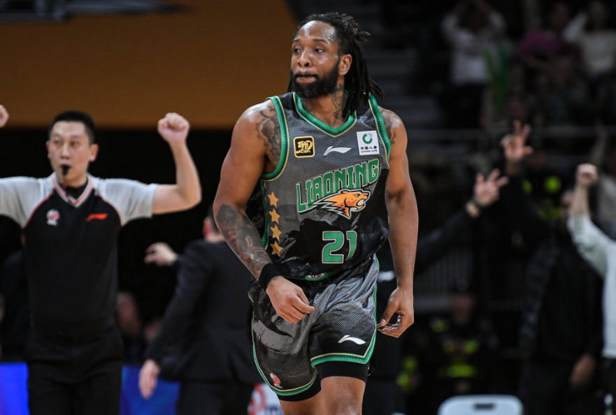 斯完成续约 斯完成续约